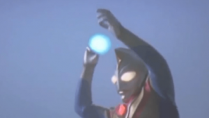 你见过奥特曼踢足球吗？一场打破次元壁的梦幻对决来袭！