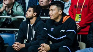 李根效力哪支足球队