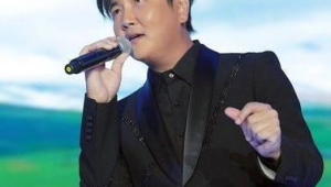 哪首歌适合足球队歌手唱,带你探寻激情与热血的音乐契合点