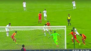 足球进球后是否易丢球?背后因素与应对策略深度剖析