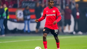 足球锋线只指中锋吗？探究锋线多元角色与战术意义