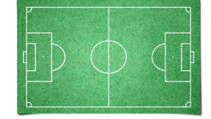 足球场的三个领域：激情对决、战术博弈与团队协作的舞台