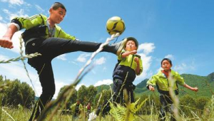 在高原踢足球危险吗?高原足球的风险与挑战解析