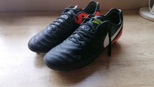 哪里能买到便宜又好的足球鞋老鞋？这些渠道别错过