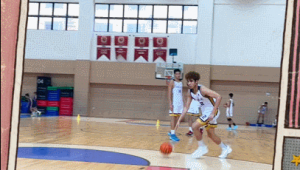 足球比篮球更容易减肥吗？探究两种球类运动的燃脂效果差异