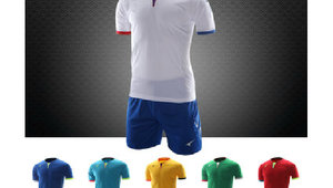 短袖足球服带口袋，究竟好不好看？