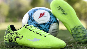 足球鞋会正常氧化吗