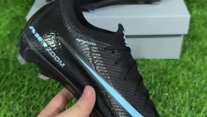 探索耐克足球鞋：哪些款式搭载了先进气垫科技？