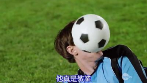 足球砸到鼻子会歪吗