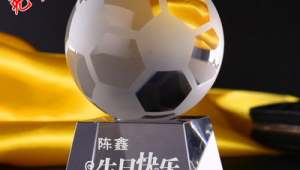 足球礼物推荐，这些适合送给男生吗？