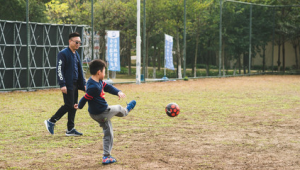 足球篮球可以玩么吗