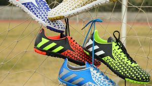 足球休闲鞋能踢球吗？满足这几点，让你畅踢无忧！