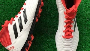 老足球鞋哪双更好看？颜值比拼，带你找寻心中最佳