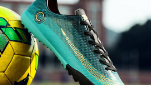 刺客月色足球鞋推荐哪款