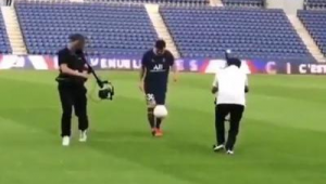 中国踢足球对身高有要求吗