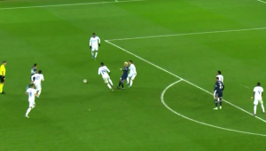 足球仅靠传球有用吗？探讨足球单一传球战术的成效与局限