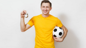 欧洲女人对男人喜欢足球的态度及相关情况