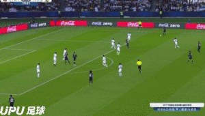 足球往后起球是否算犯规，规则解析与争议探讨