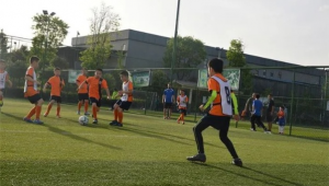 武汉哪所学院招聘足球教练