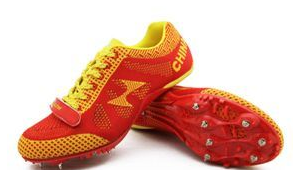 足球守门员会摔伤吗？赛场意外风险下的守护与伤痛探寻