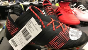 探寻男足球鞋购买好去处，哪里能买到便宜又优质的战靴