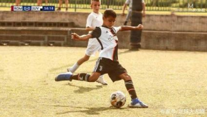 足球冬天是否穿短裤？温度、习惯与赛事影响因素全解析