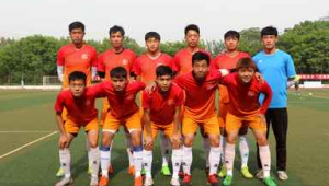 足球队改单是真的吗？背后真相究竟如何引发众人猜测