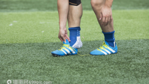 平足人群的福音！这些足球鞋，助你畅踢绿茵场