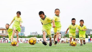 小孩足球怎么选？好用又便宜的足球推荐看这里