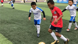 11岁进足球俱乐部是否合法，相关规定及影响因素解析