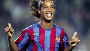 足球世界小罗可以吗