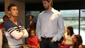 足球明星会跨界参加篮球活动吗