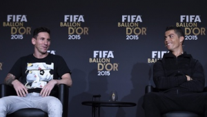 欧冠足球赛场,梅西身影闪耀,那些令人难忘的时刻与传奇