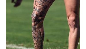 足球游戏里的女球员有纹身吗？探秘虚拟绿茵场别样风景