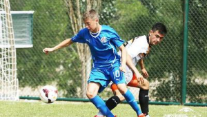 盛乐足球小镇能踢球吗？这里的答案你知道吗