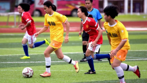 足球比赛适合初中生看吗？探讨其对初中生的影响与价值