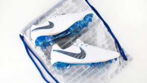 哪款足球鞋能印名字？满足你个性化需求的足球鞋大揭秘