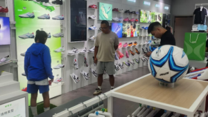 昆明购买足球用品好去处，你知道都有哪些地方吗？