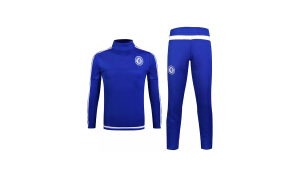 女生穿足球卫衣选蓝色好看吗