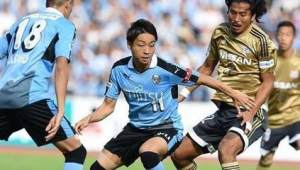 拿神属于足球先锋吗