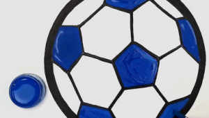 足球漏气能用肥皂吗？关于足球修补这一方法的探讨