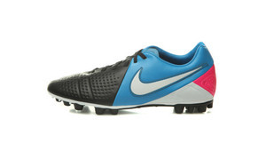 耐克足球鞋世界杯粉色是哪款