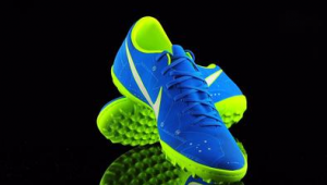 哪款足球鞋最热销？市场热门足球鞋盘点与分析