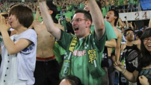 外国人对足球狂热吗？探寻全球球迷对这项运动的痴迷程度
