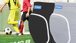 可以戴护膝踢足球吗?女性的选择与注意事项