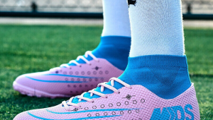 刺客足球鞋中学生可以穿吗