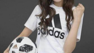 迪丽热巴喜欢足球吗