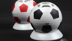 世界杯足球大比拼：哪款评测表现最佳揭秘