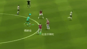 足球反方向踢是否算犯规，规则解读与争议探讨