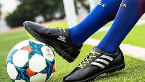 哪款足球鞋最跟脚最舒服？全方位解析带来极致脚感体验